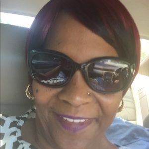 Meet your Posher, Sonya