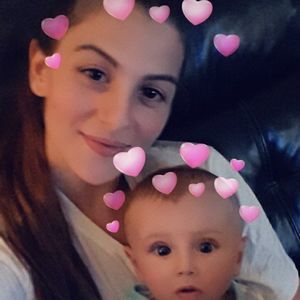 Meet your Posher, Adriana