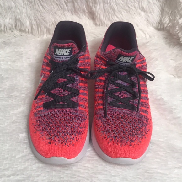 Nike Women's LunarEpic Low Flyknit 2 Running - Picture 3 of 6