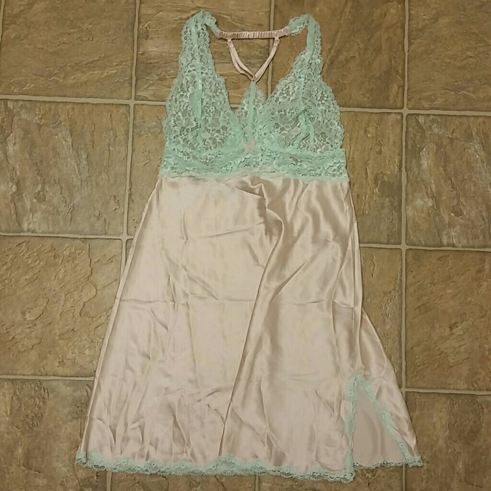 Women's lingerie slip