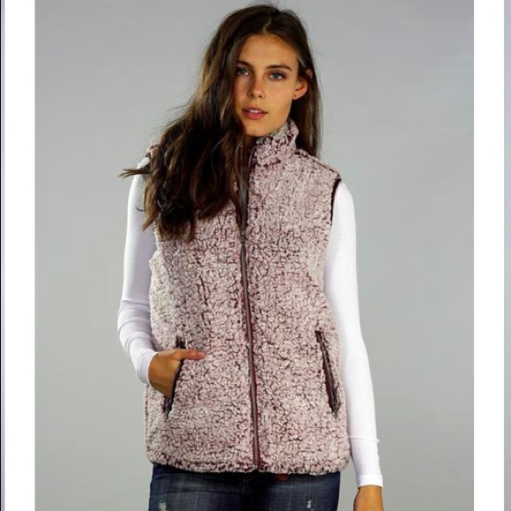 Thread and supply "Arctic Vest" Nee with tags