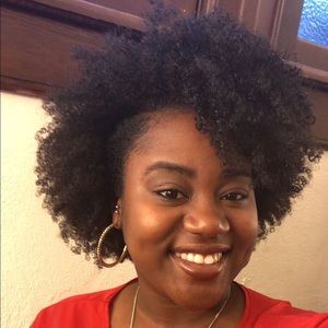 Meet your Posher, Nyema