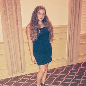 Meet your Posher, Kelly