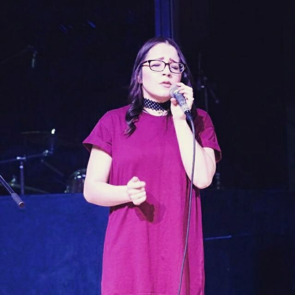 Meet your Posher, Paula