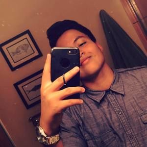 Meet your Posher, Kenneth