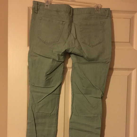 Olive Skin Tight Legging Jeans - Picture 4 of 5