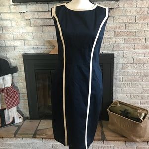 Ann Taylor sheath dress. EUC smoke free home.
