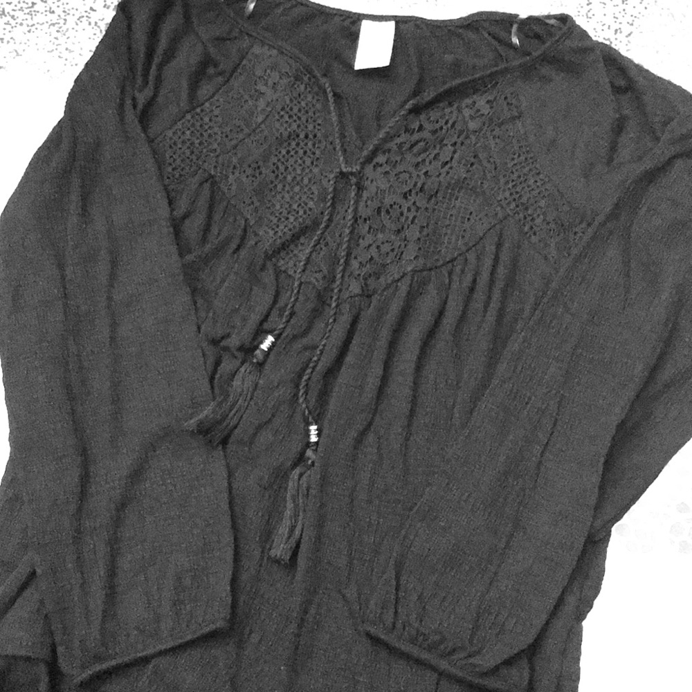 Faded Glory Tassel top good condition