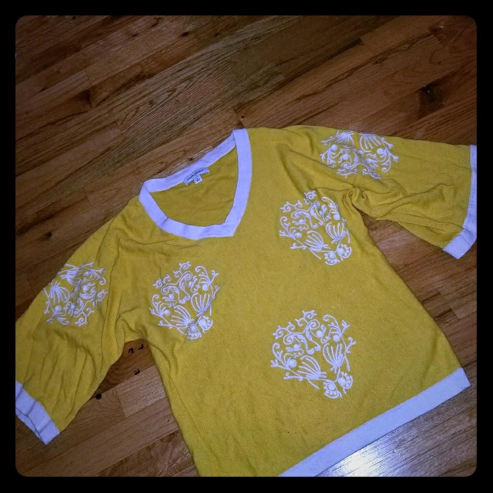 Banana Republic gold sweater blouse