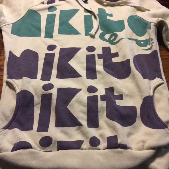 Girls Nikita sweatshirt. - Picture 3 of 5
