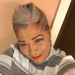 Meet your Posher, Annette