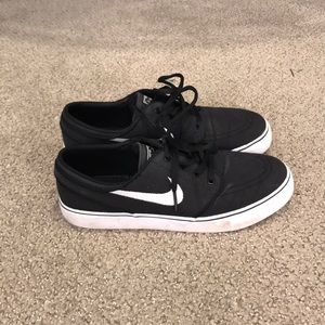 Nike Janoski Shoes