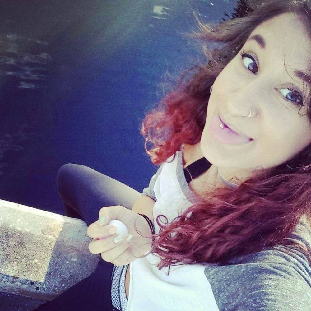 Meet your Posher, Magdalena