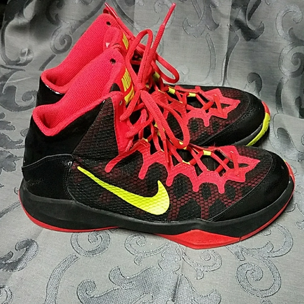 Nike Basketball Shoes** PRICE Drop**