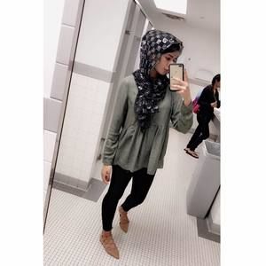 Meet your Posher, Aqsa