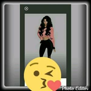 Meet your Posher, Demeshia