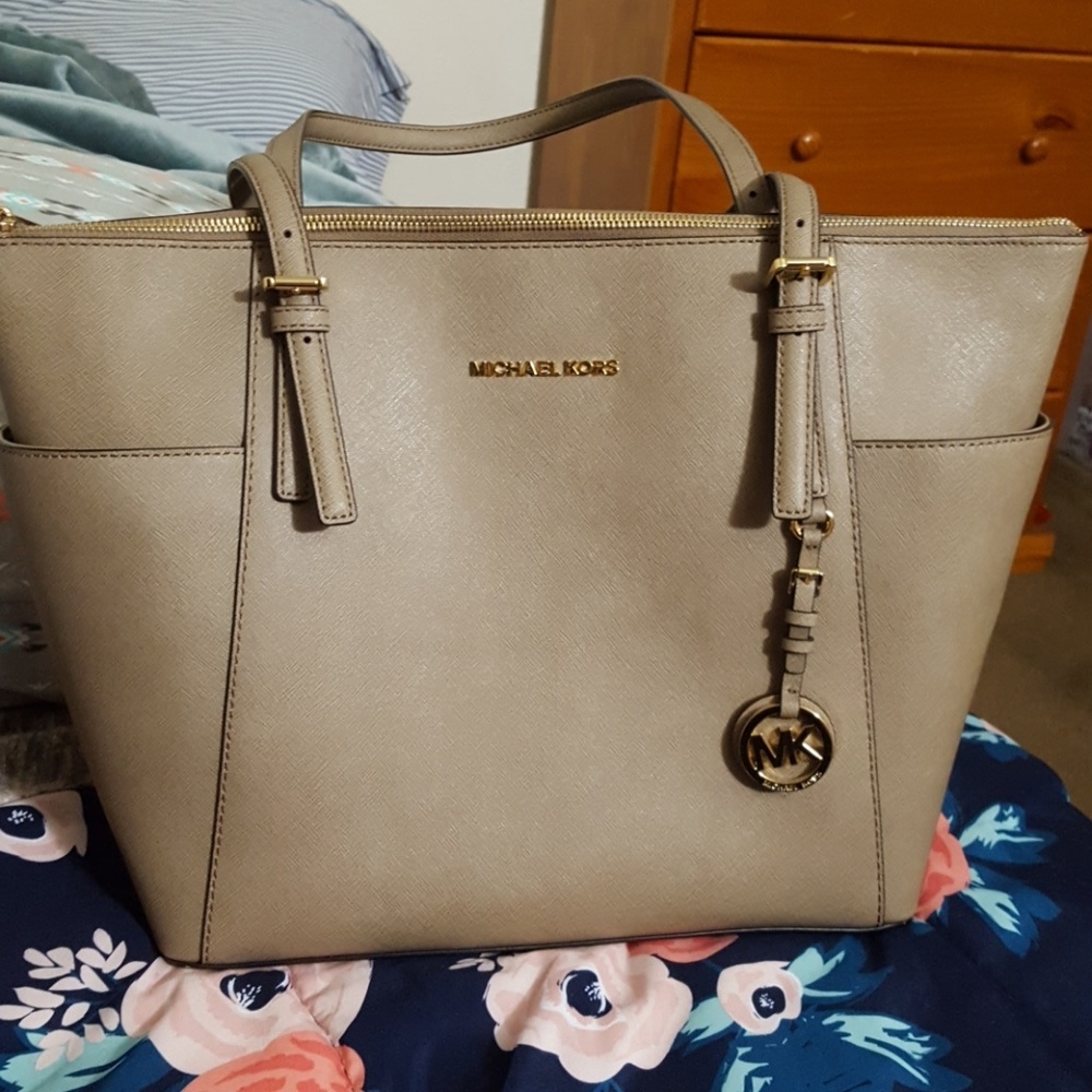 Michael kors bag