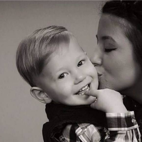 Meet your Posher, Peyton - Picture 1 of 1