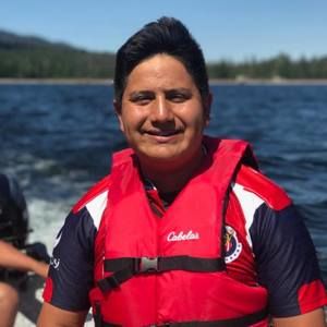 Meet your Posher, Ulises