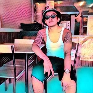 Meet your Posher, Chucky