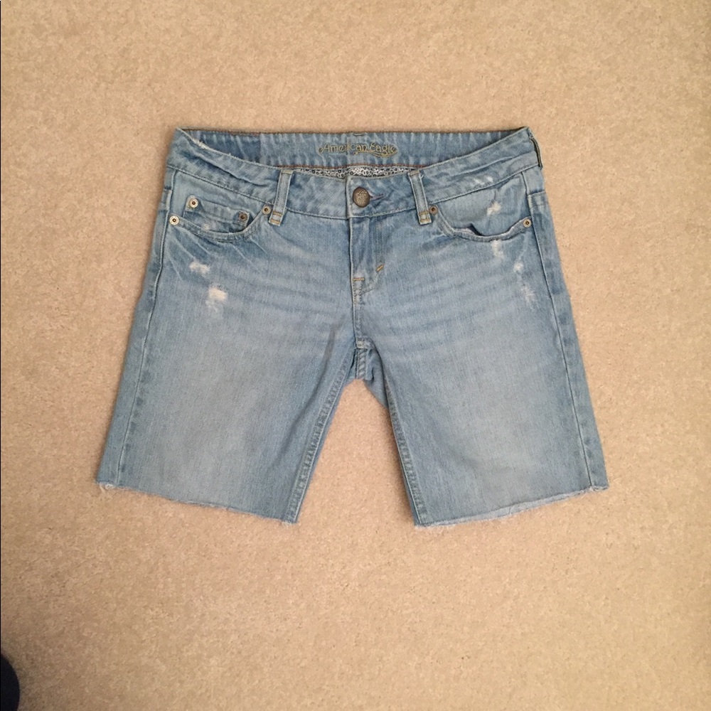 American Eagle cut off denim shorts