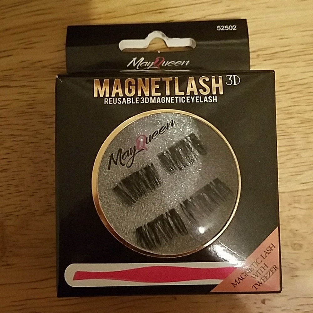 Magnetic Eyelashes