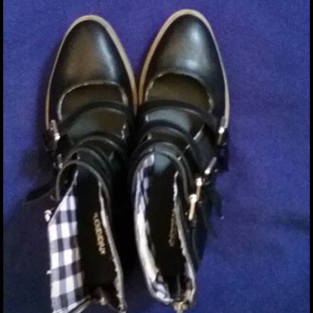 Rockstar flat booties