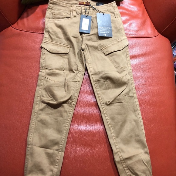Boys size 8 Cargo pants