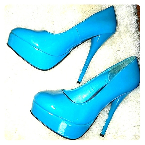 Charlotte Russe Shoes - Blue heels