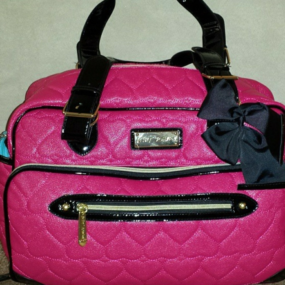 ISO Betsey Johnson Heart Quilted diaper/travel bag