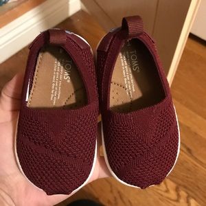 Burgundy mesh baby Girl toms