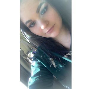 Meet your Posher, Alondra