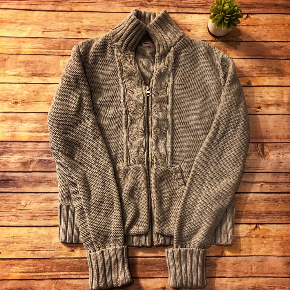 🦋Old Navy Zip Up Sweater🦋