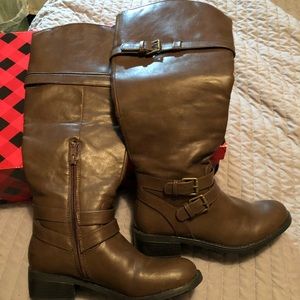 Women’s boots