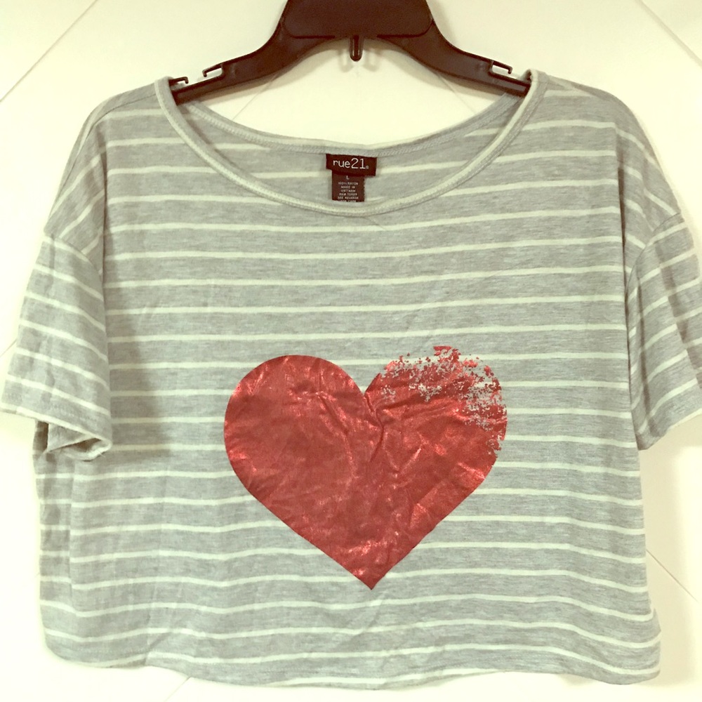 Rue 21 red heart design shirt