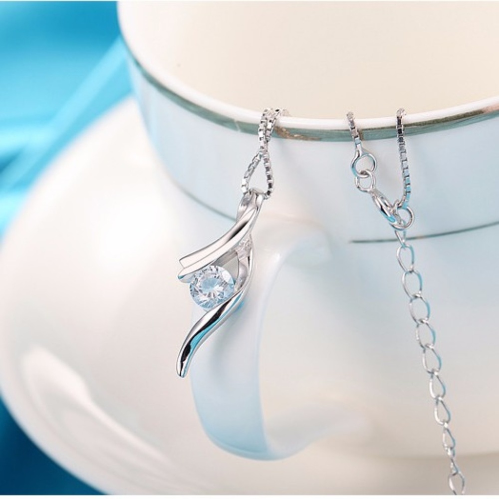 ❤️4 for $20 Sale❤️CZ Gem elegant Necklace❤️❤️ - Picture 3 of 5