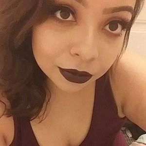 Meet your Posher, Monique