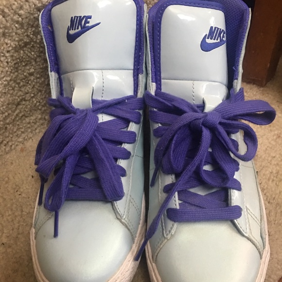 Women’s Nike Shoes. - Picture 4 of 6