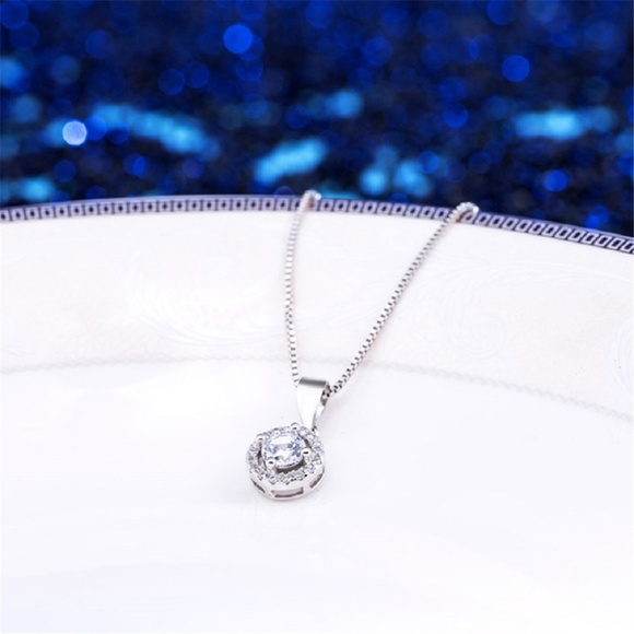 ❤️4 for $20 Sale❤️CZ Round Cut Necklace❤️❤️ - Picture 4 of 6