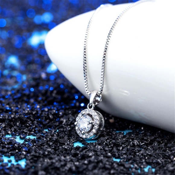 ❤️4 for $20 Sale❤️CZ Round Cut Necklace❤️❤️ - Picture 3 of 6