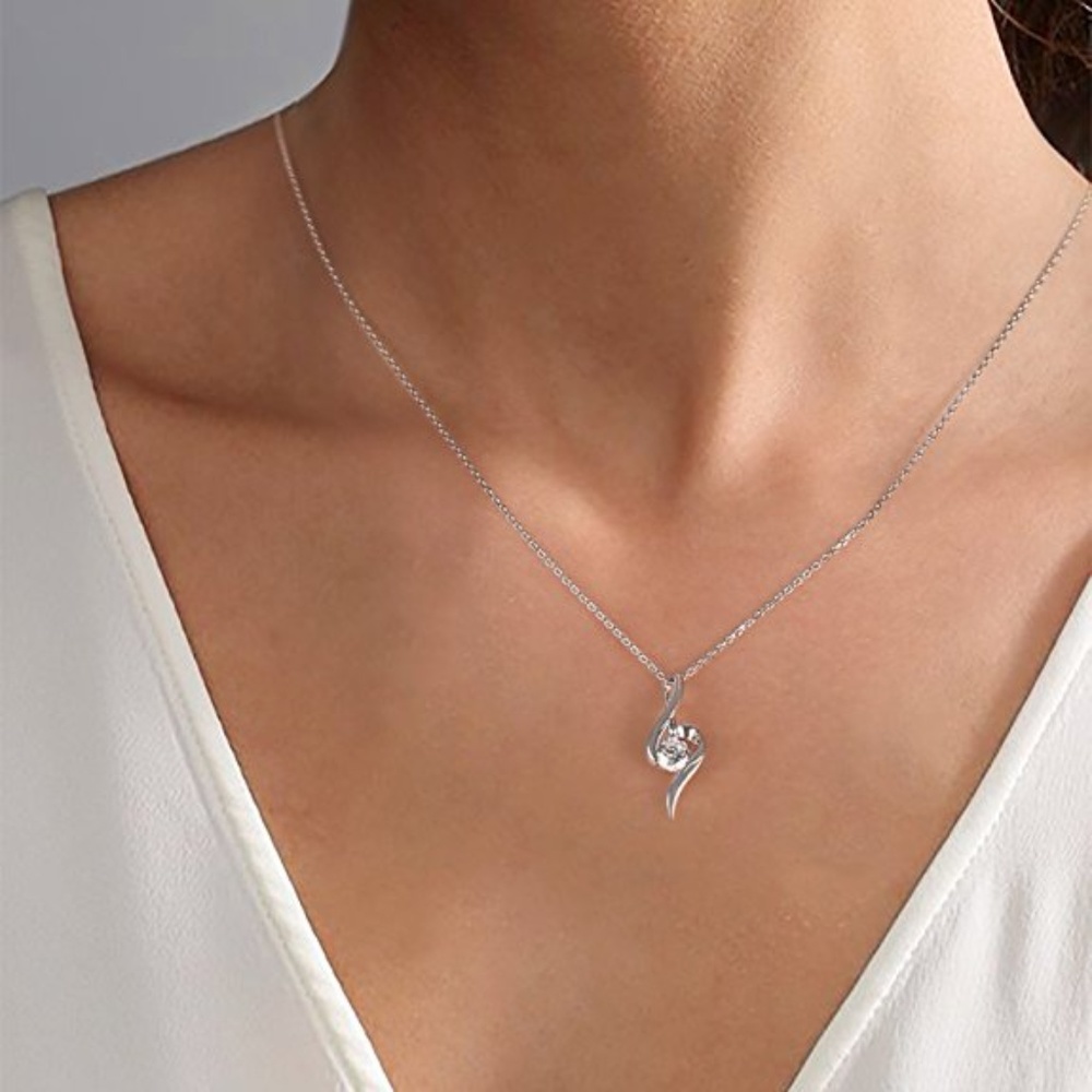 ❤️❤️CZ Simple Elegant Necklace❤️❤️ - Picture 3 of 4