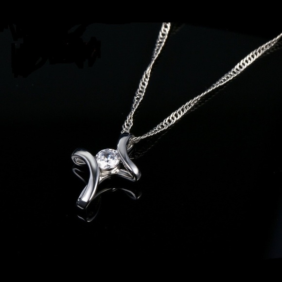 ❤️4 for $20 Sale❤️CZ Elegant Necklace❤️❤️ - Picture 3 of 4