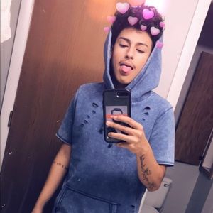 Meet your Posher, Jonathan