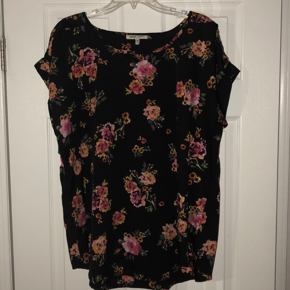 Flowery short sleeved blouse for sale!