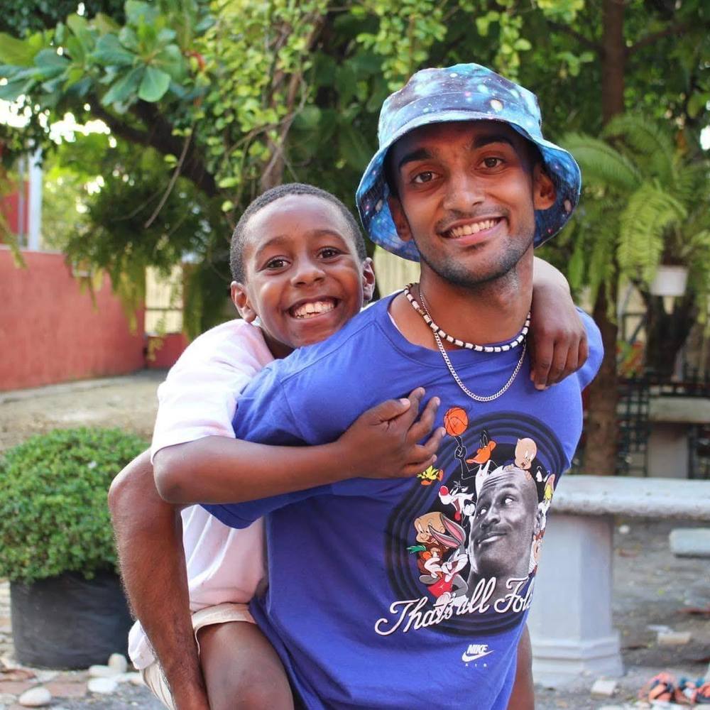 Meet your Posher, Nisarg