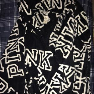 VICTORIA SECRET - PINK ROBE