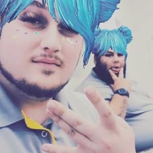 Meet your Posher, Isaac