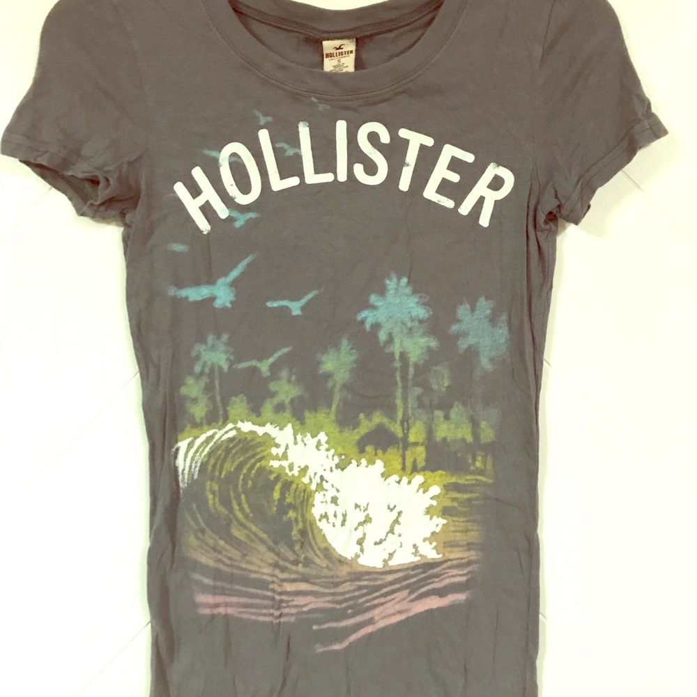Hollister wave tee