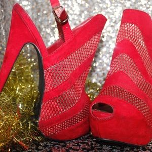 Sexy Red Heels Size 7