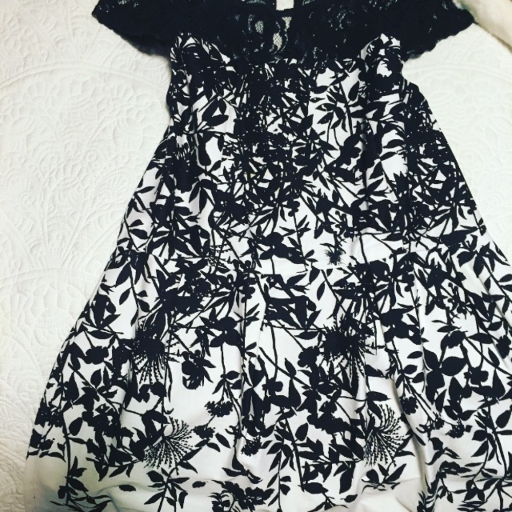 Maurice’s 👗silver screen style cocktail dress